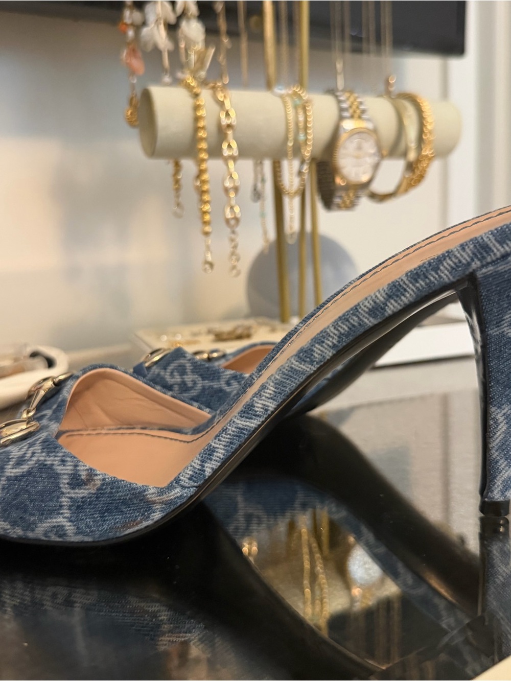 Erin Horsebit GG Monogram
Sandal - Picture 7 of 12